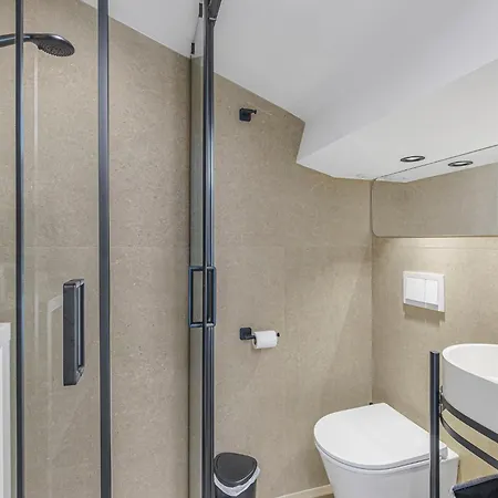 G - Climatisation - Proche Palais Apartment